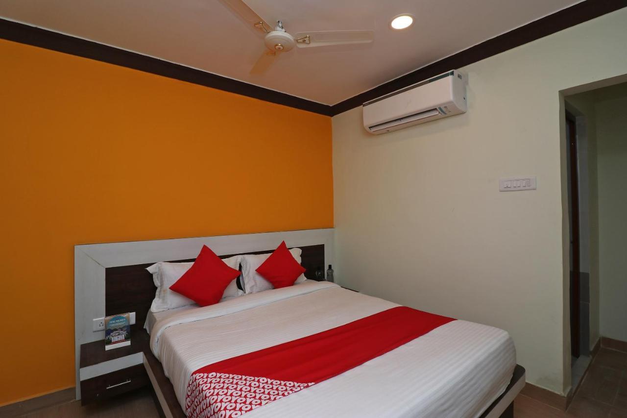 Oyo 27602 Hotel Green Space Bhubaneswar Exterior foto